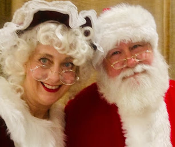 Gallery photo 2 of Santa Claus - Orange County