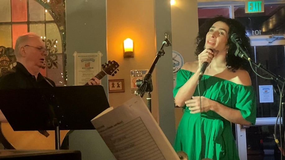 Gallery photo 1 of Justine and Colin Duo