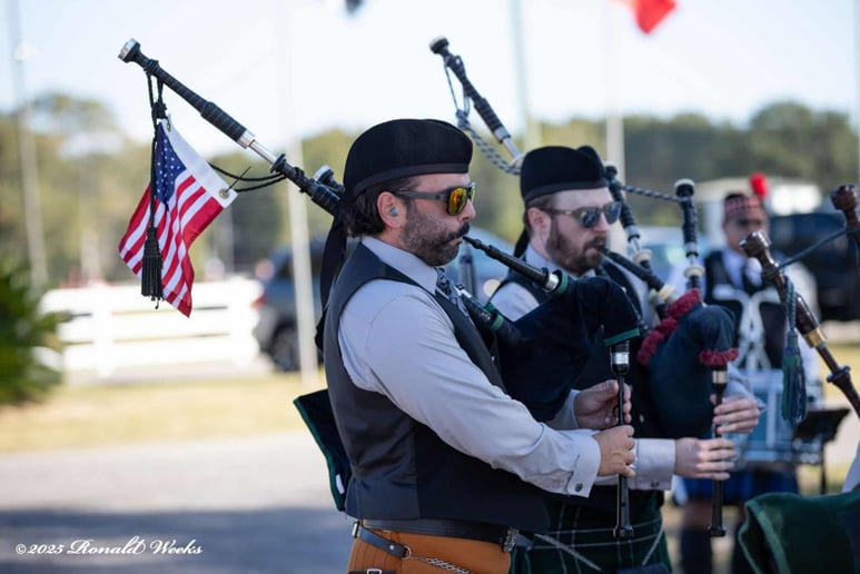 Gallery photo 3 of Crescent City Piper