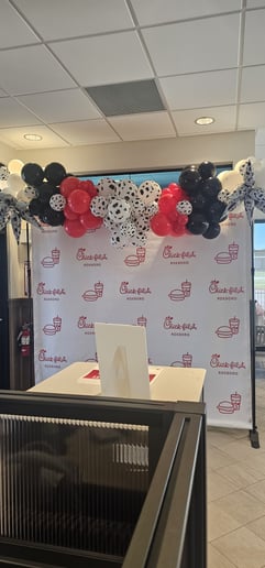 Gallery photo 1 of Crewsballoons
