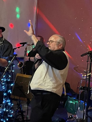 Gallery photo 6 of Crooner Steve