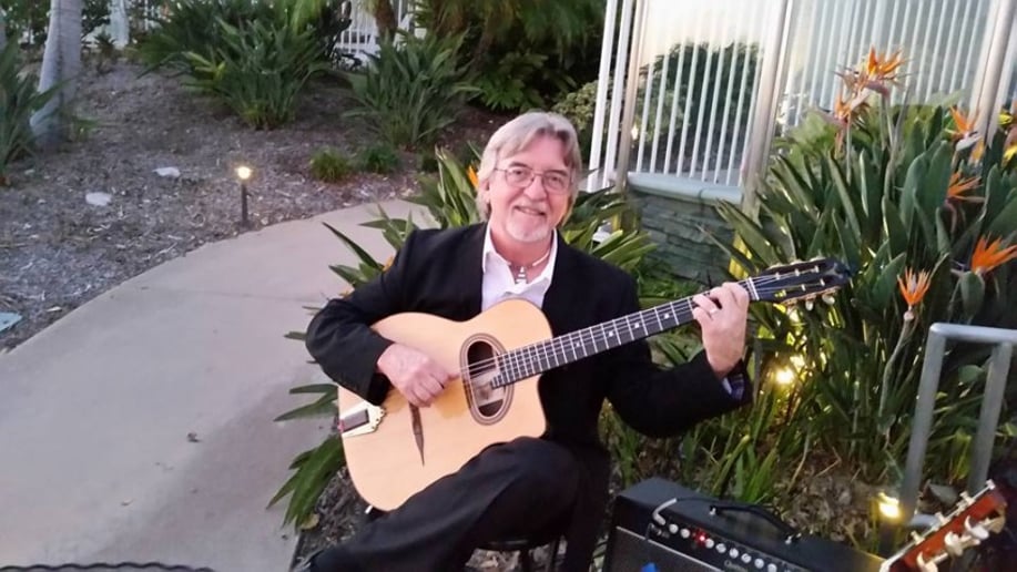 Gallery photo 7 of Steve Nichols Guitarist