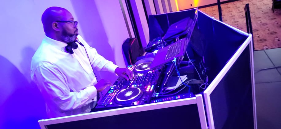Gallery photo 5 of Crue Entertainment