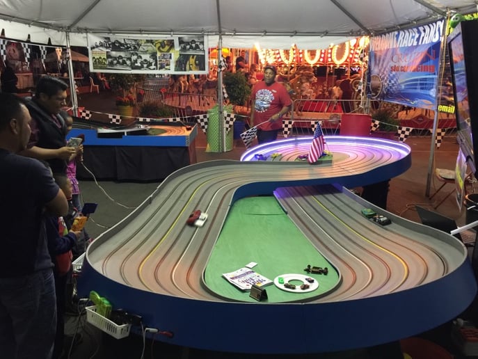 Gallery photo 3 of Cruzin Slot Car Racing