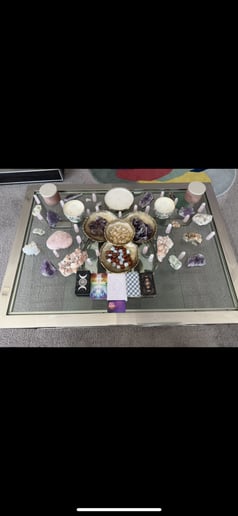 Gallery photo 5 of Crystal Aura Psychic Readings by Amy