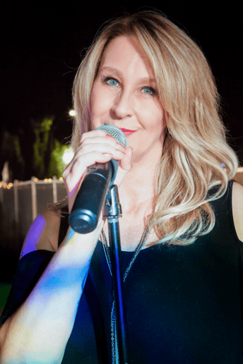 Gallery photo 1 of Crystal Clulee