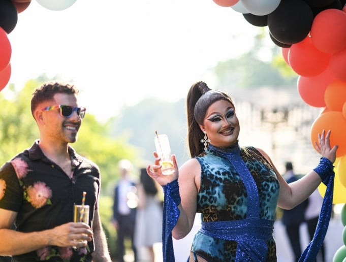 Gallery photo 4 of Crystal Edge: Drag Queen