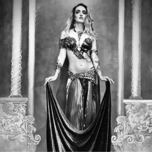 Gallery photo 1 of Crystal Silmi Belly Dance