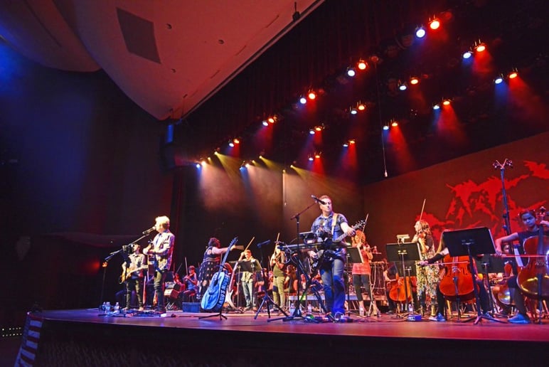 Gallery photo 1 of CTS- Jeff Senour Freedom Rock Experience