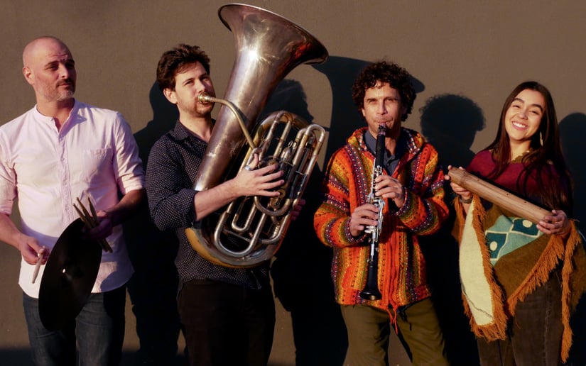 Gallery photo 1 of Cumbia River Band