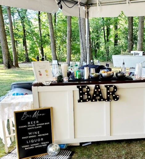 Gallery photo 4 of CurliQ Cantina Mobile bars