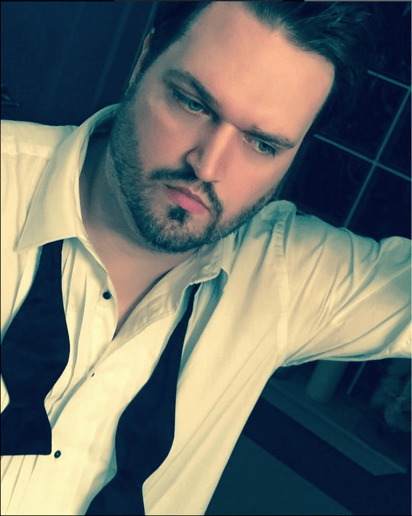 Gallery photo 1 of Curt Gray