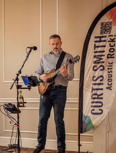 Gallery photo 1 of Curtis Smith Acoustic Rock