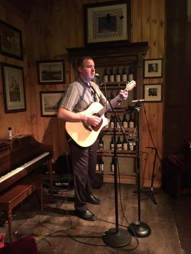Gallery photo 12 of Curtis Smith Acoustic Rock
