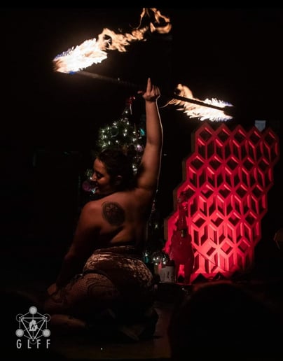 Gallery photo 6 of Curvy Flames