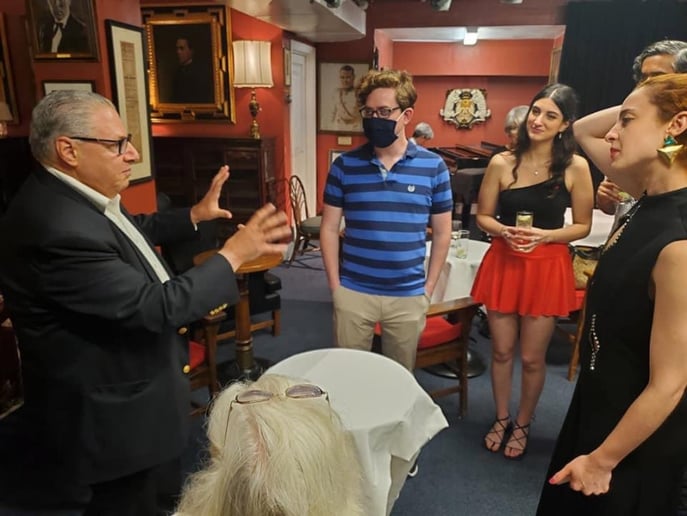 Gallery photo 1 of Sal Salamone: Corporate Magician