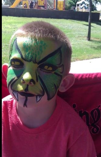 Gallery photo 16 of Cute Bee Face Painting