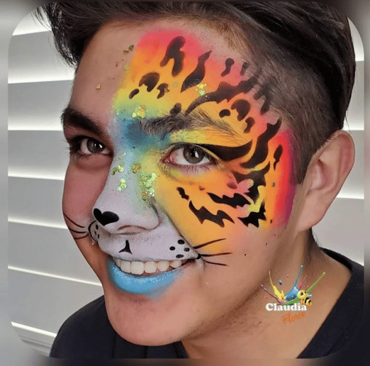 Gallery photo 1 of Cute Bee Face Painting