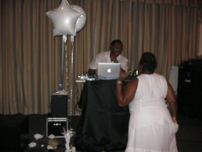 Gallery photo 4 of D J Tee Music & Lighting