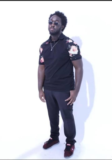 Gallery photo 7 of D Smooth