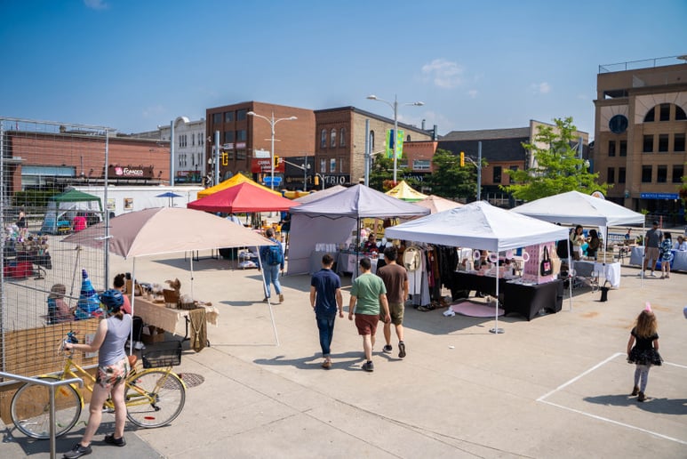 Gallery photo 1 of Dabblers Markets & Events