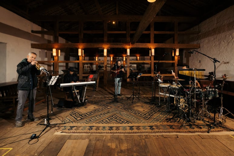 Gallery photo 4 of Dado Sa Band