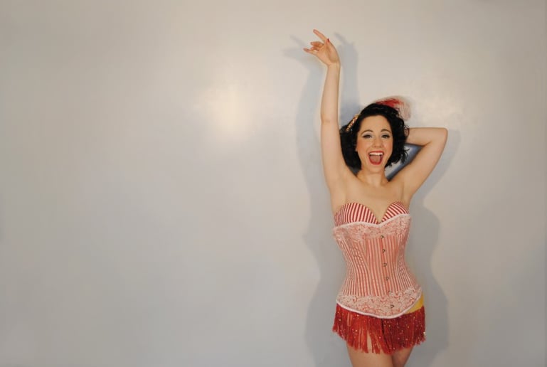 Gallery photo 3 of Dahlia D'Luxe