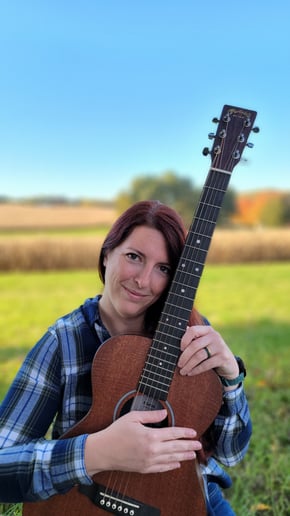 Gallery photo 6 of Daisy K. Meadows Music (Solo or Duo)