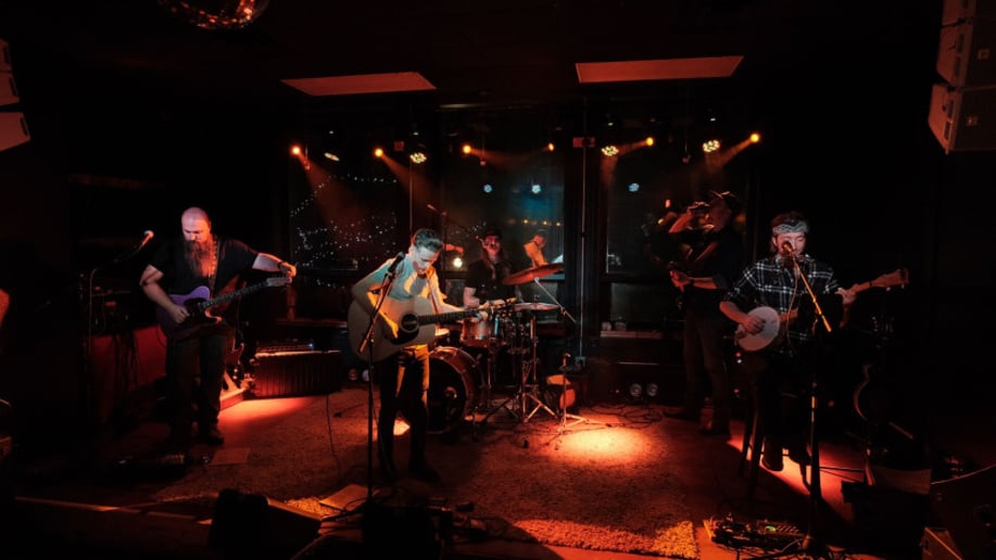 Gallery photo 5 of Dakota Ray Parker & the Lonely Bones