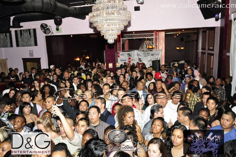 Gallery photo 1 of Dale&Gigi Dorsett/Dredcarpet Productions