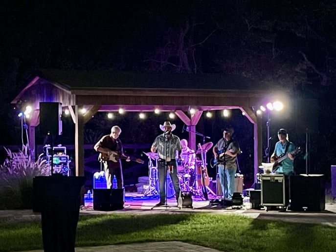 Gallery photo 3 of Dallas tyler band