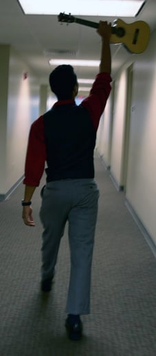 Gallery photo 4 of Damon