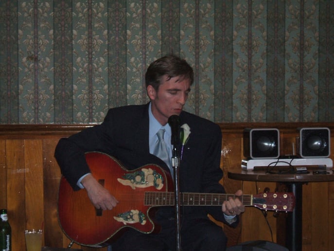 Gallery photo 2 of Dan Nicholson