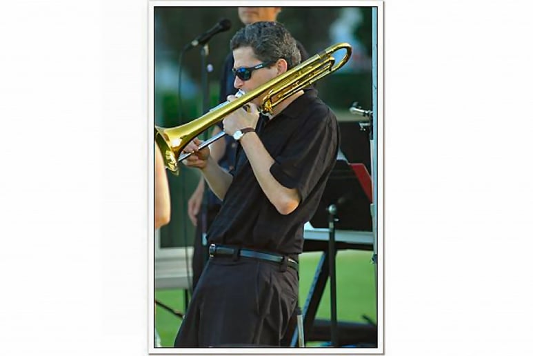 Gallery photo 12 of Dan Schlesinger