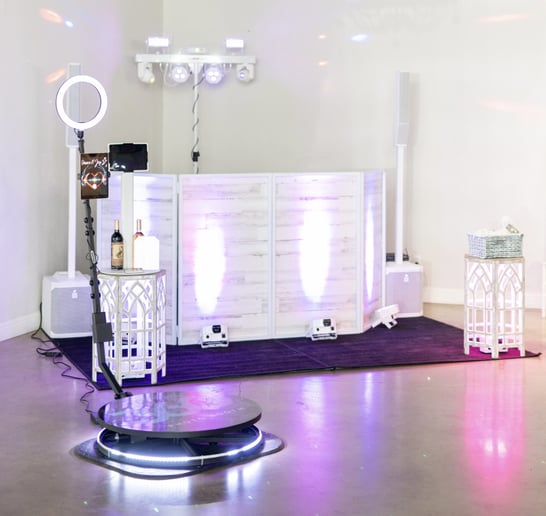 Gallery photo 4 of Dance and Joy Wedding DJs and Events