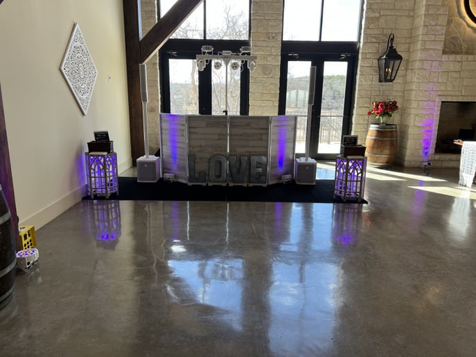 Gallery photo 9 of Dance and Joy Wedding DJs and Events