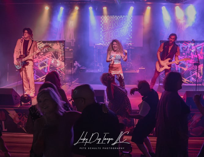 Gallery photo 8 of Dance Electra - Pop/Rock/Dance Hits