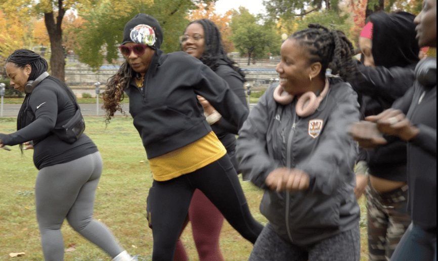 Gallery photo 2 of Dance It! Gif Party Dance Game