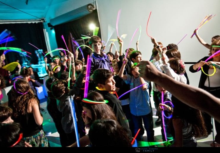 Gallery photo 50 of Dance Stylez Entertainment: DJs & Breakdancers