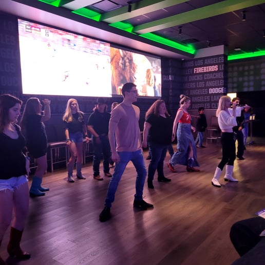 Gallery photo 2 of Dance with Dee