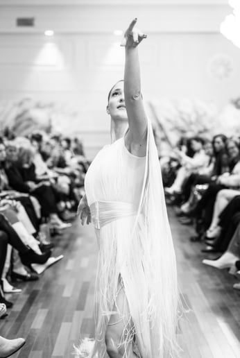 Gallery photo 14 of Dancer on Fire