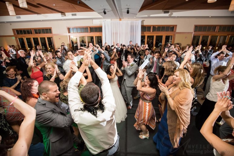 Gallery photo 7 of Dancing DJ Productions