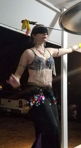 Gallery photo 4 of Dancing Munkee