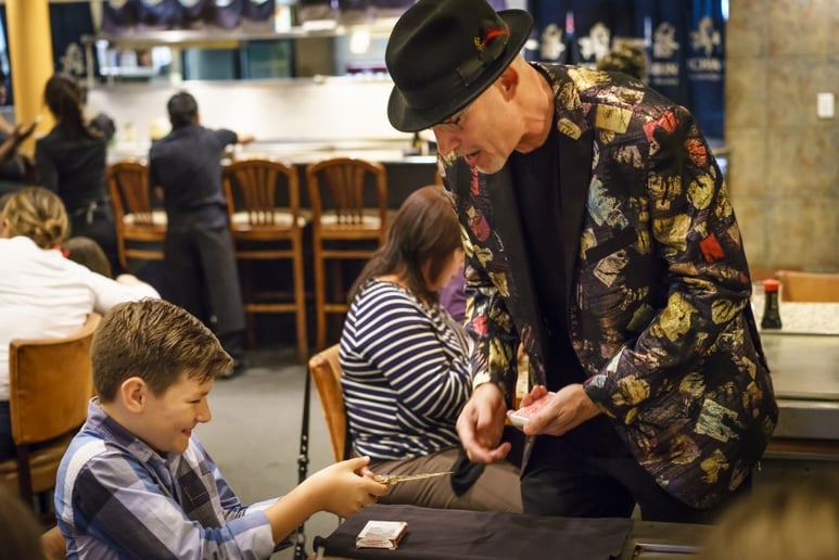 Gallery photo 1 of Robert Danger Byrd - Master Magician
