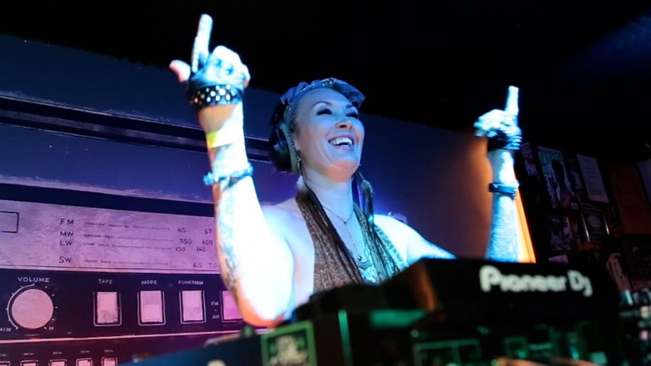 Gallery photo 7 of Dani Rox Dj Services