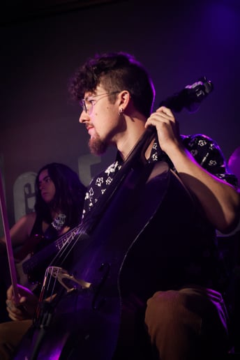Gallery photo 3 of Daniel Chouinard - Cellist