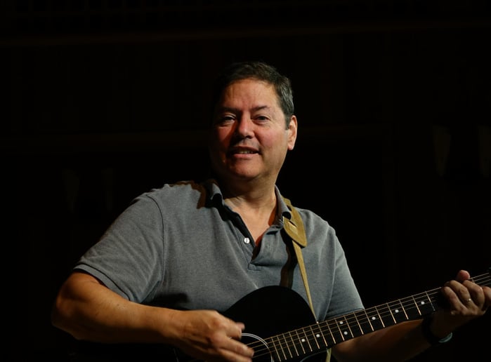 Gallery photo 3 of Daniel Johnson - Beatles Singalong