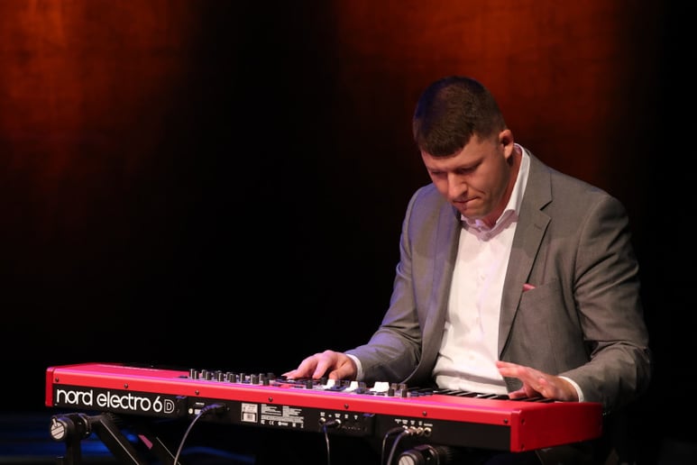 Gallery photo 7 of Daniel Hicks - Pianist for all Occasions