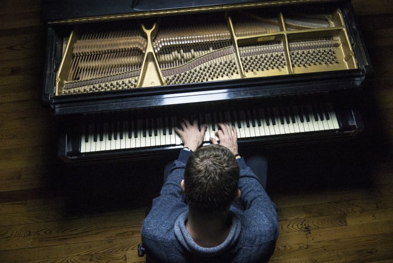 Gallery photo 9 of Daniel Hicks - Pianist for all Occasions