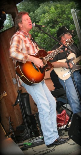 Gallery photo 2 of Danny Britt and Red Dawg Band